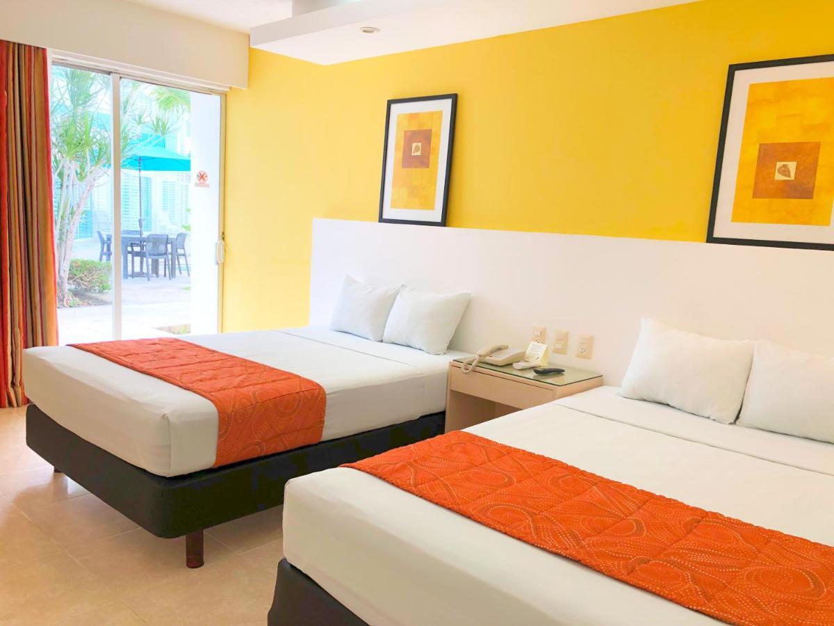 Hotel Los Cocos Chetumal Exterior photo