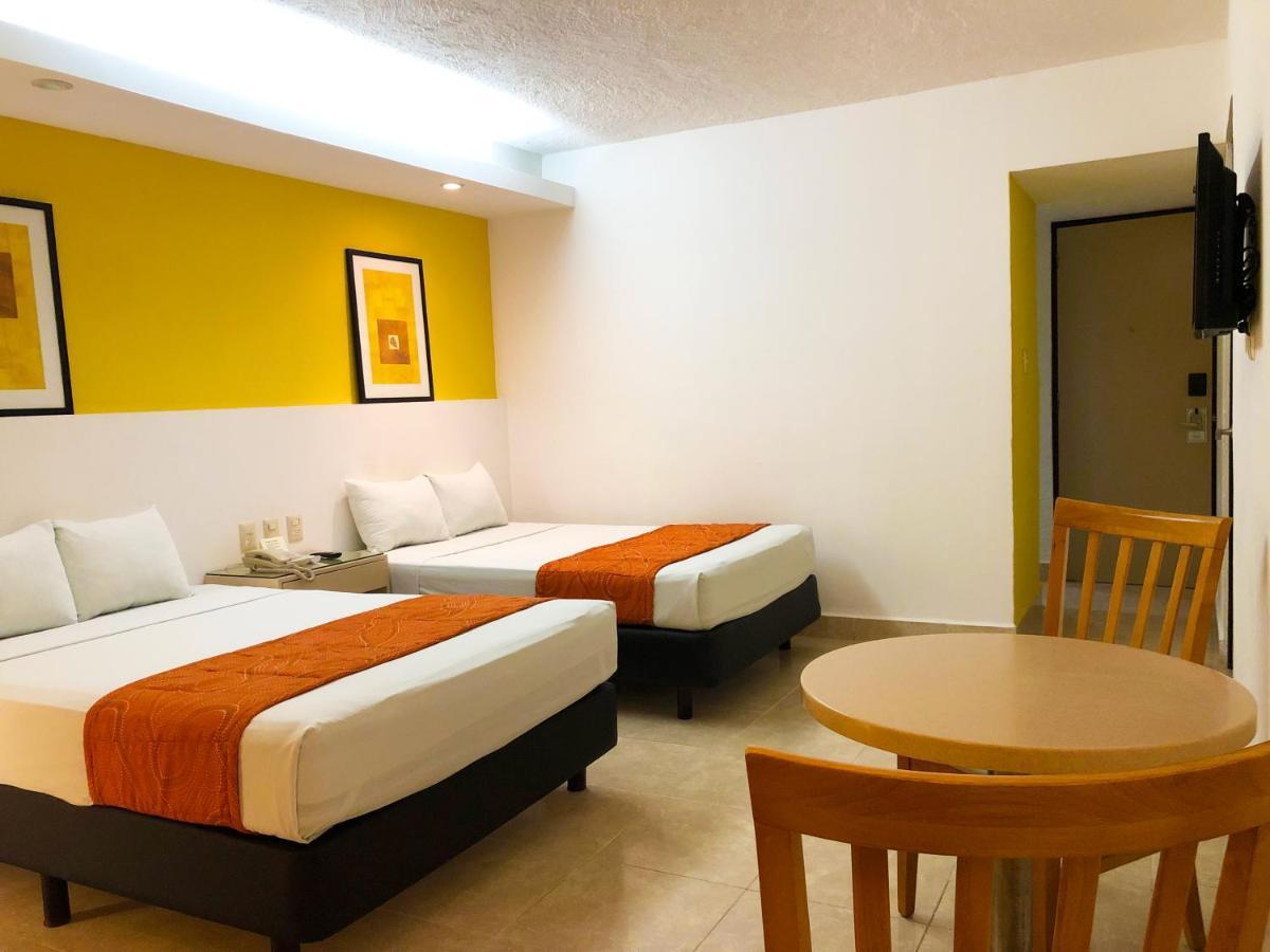 Hotel Los Cocos Chetumal Exterior photo