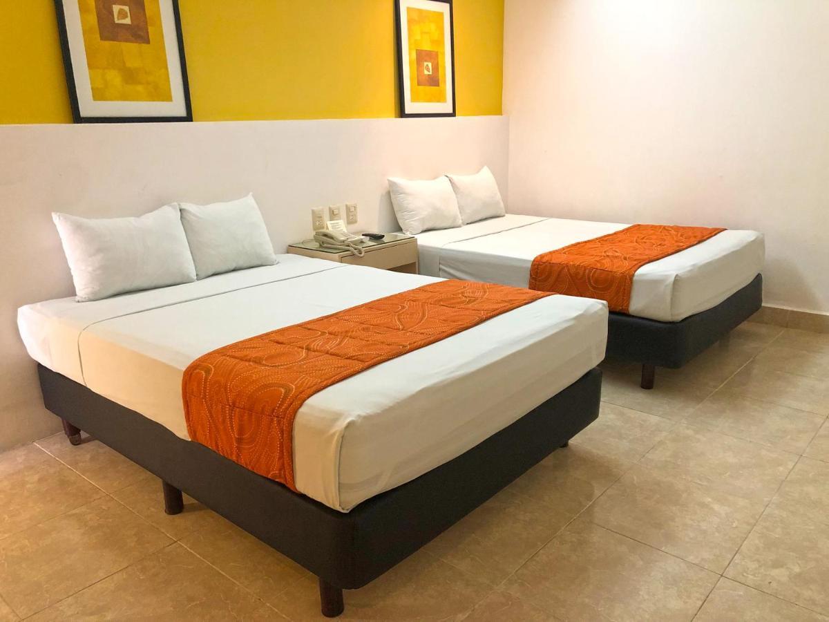 Hotel Los Cocos Chetumal Exterior photo
