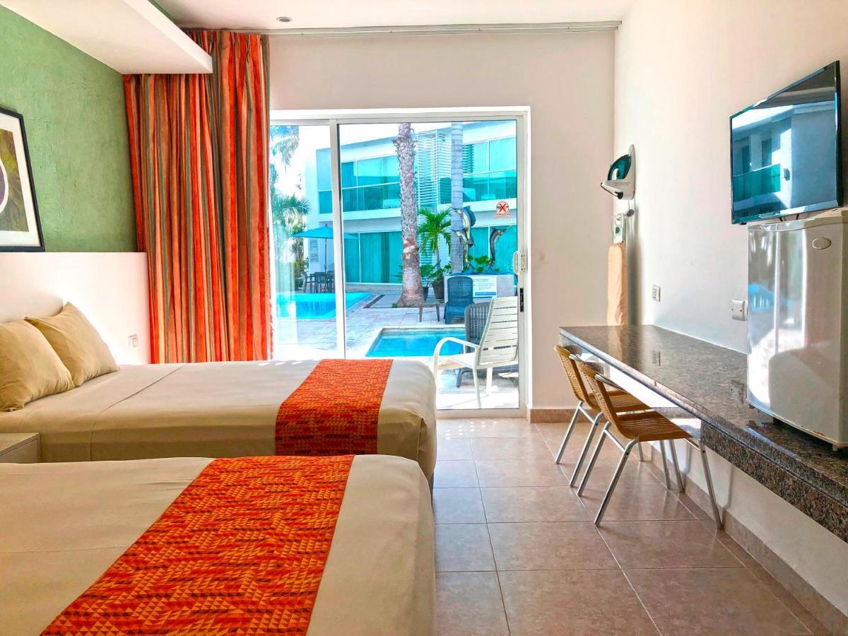 Hotel Los Cocos Chetumal Exterior photo