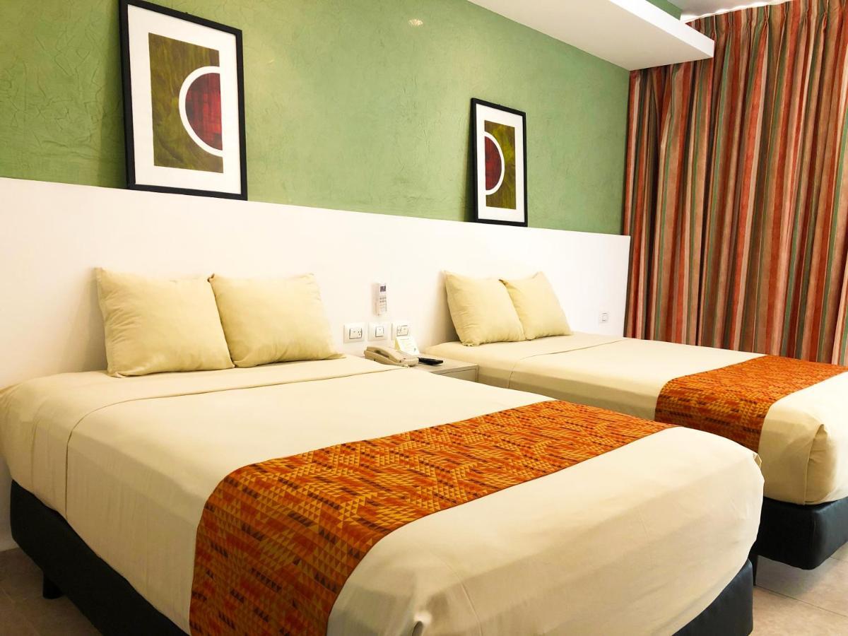Hotel Los Cocos Chetumal Exterior photo