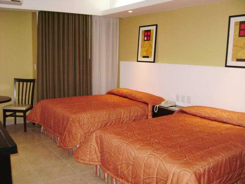 Hotel Los Cocos Chetumal Exterior photo